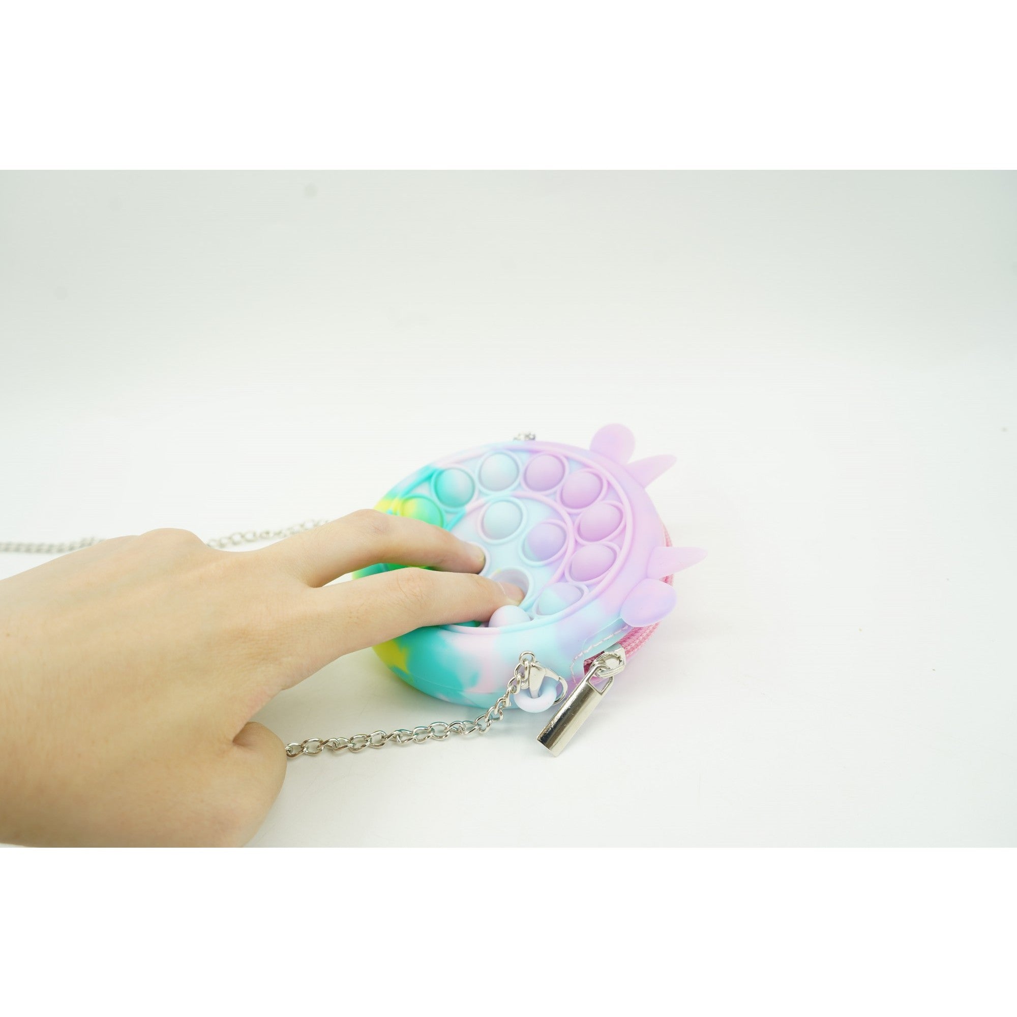 Jucarie antistres din silicon Kaveny, Pop it Now and Flip It ,Mini Geanta, Vacuta, 6 cm, Macarons