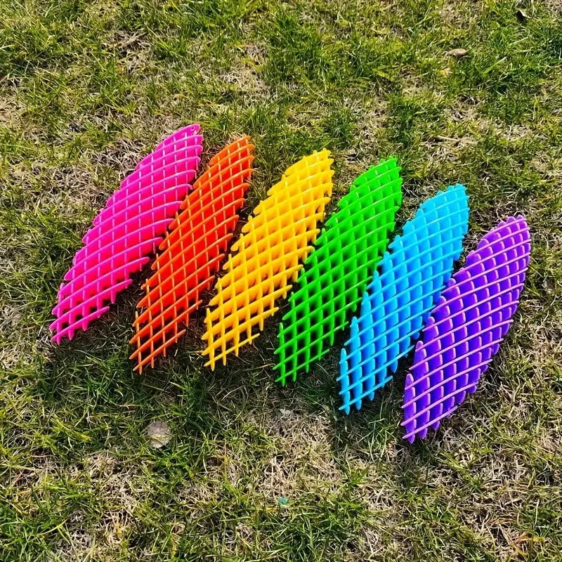 Jucarie Worm Fidget de Decompresie, Kaveny, Anti Stres, Dimensiune Compacta 10 cm, Dimensiune Extinsa 24.5 cm, Galben