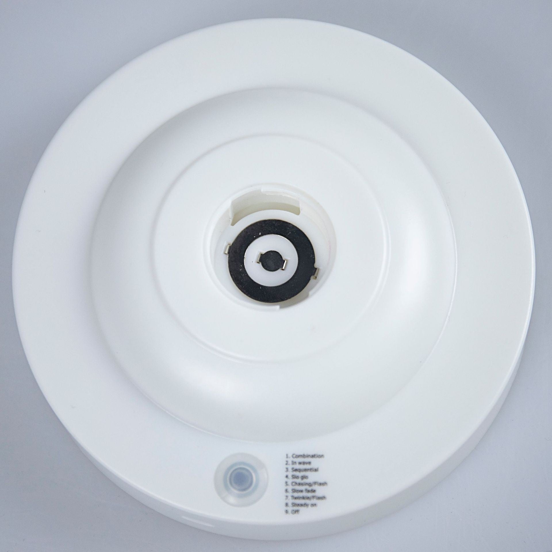 Lampa de veghe LED cu baterii si USB, Kaveny, Model Copac din cupru, Alb cald