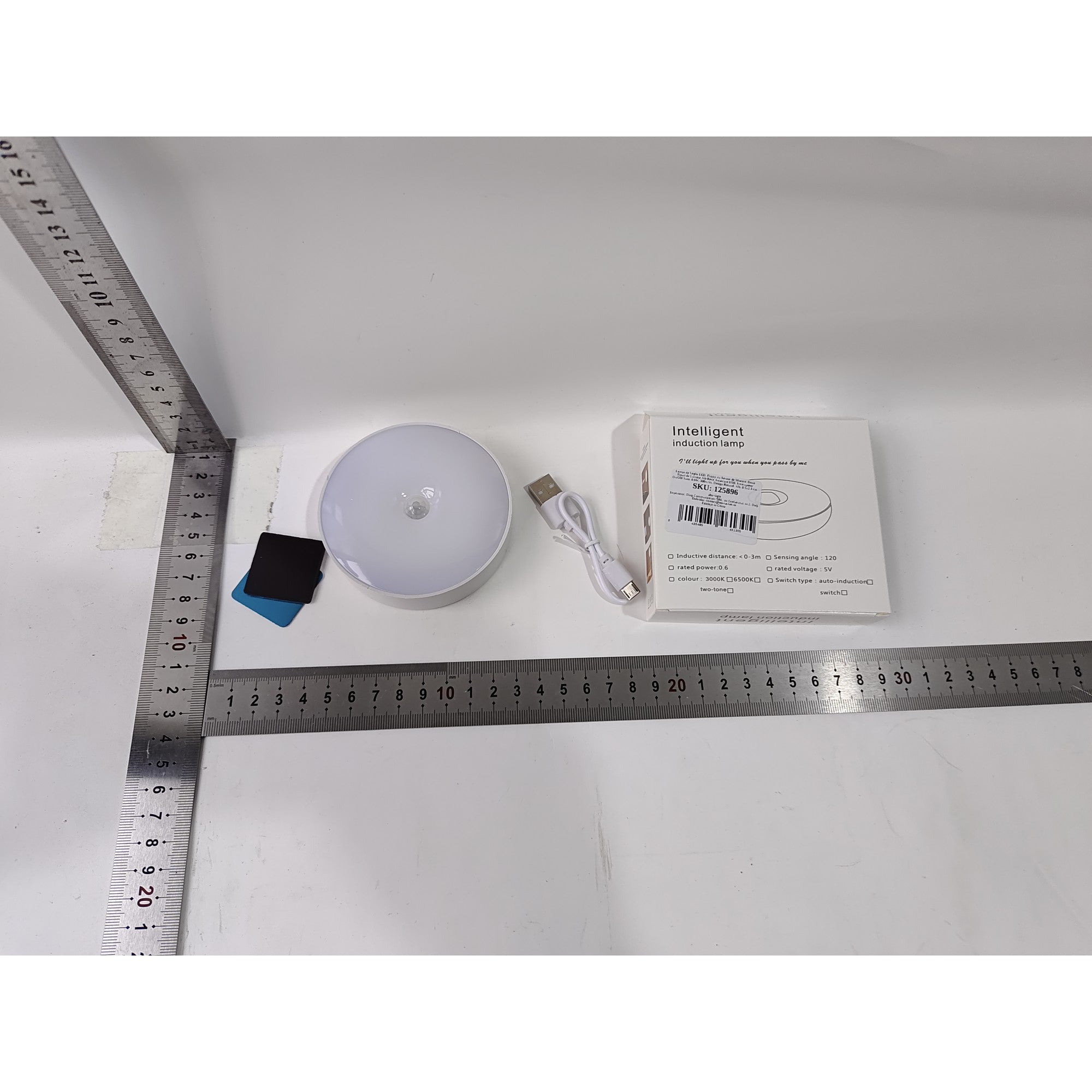 Lampa de Veghe LED, Kadeny, cu Senzor de Miscare, Doua Tipuri de Lumina Alb Rece, Incarcare USB, Intrerupator On/Off/Auto, 0.6W, 300mAh, Design Rotund, Alb, 8.5x2.3 cm