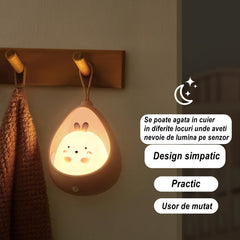 Lampa de veghe portabila cu 2 moduri de functionare Kaveny, silicon non-toxic, reincarcabila USB, senzor miscare, roz, iepuras