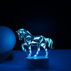 Lampa LED decorativa, Kaveny, 3D, Cal, cu telecomanda, doua moduri de alimentare USB si baterii, 20 cm inaltime, din material acril si lumina multicolora, alb