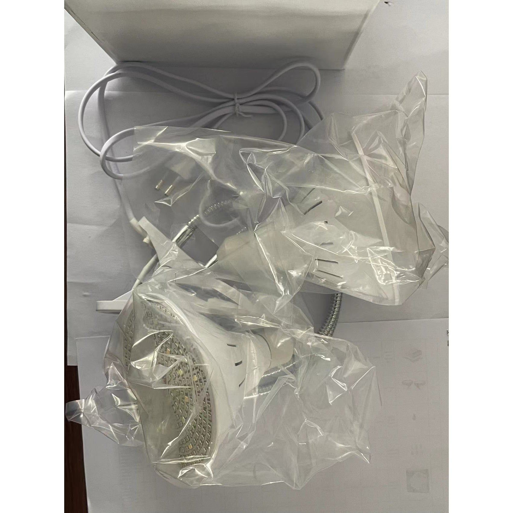 Lampa pentru cresterea plantelor de interior, Kadeny, cap dublu, nu emana caldura, 290 leduri, 2 culori , prindere cu clips, 46x11.5x9.2 cm