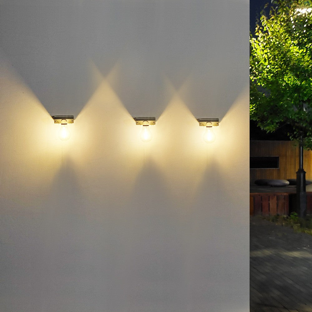 Lampa solara Kaveny, pentru exterior, tip bec, rezistenta la apa IP65, material ABS, baterie 3.7V, 1200 mah, 9.5 x 11 cm, autonomie 8 ore, senzor de miscare,  alb cald