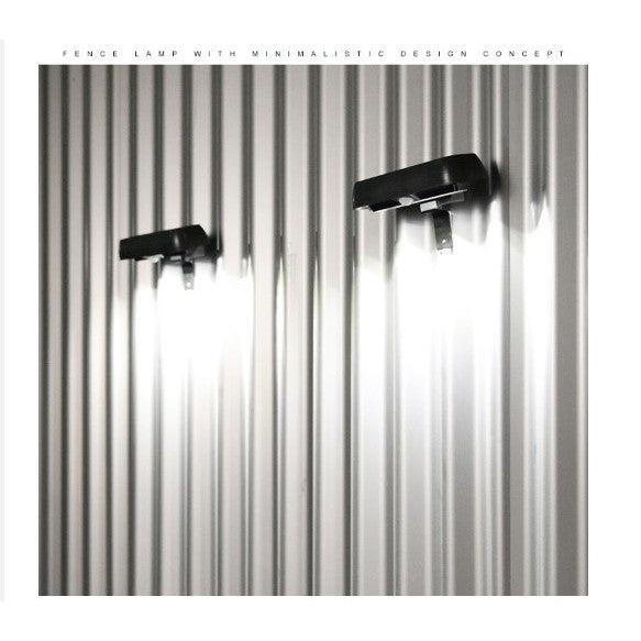 Lampa solara LED dreptunghiulara pentru perete Kaveny, 18 x 7 cm, senzor miscare, 6V, ABS, 2200mAh, rezistent la apa, culoare alb rece, suport negru