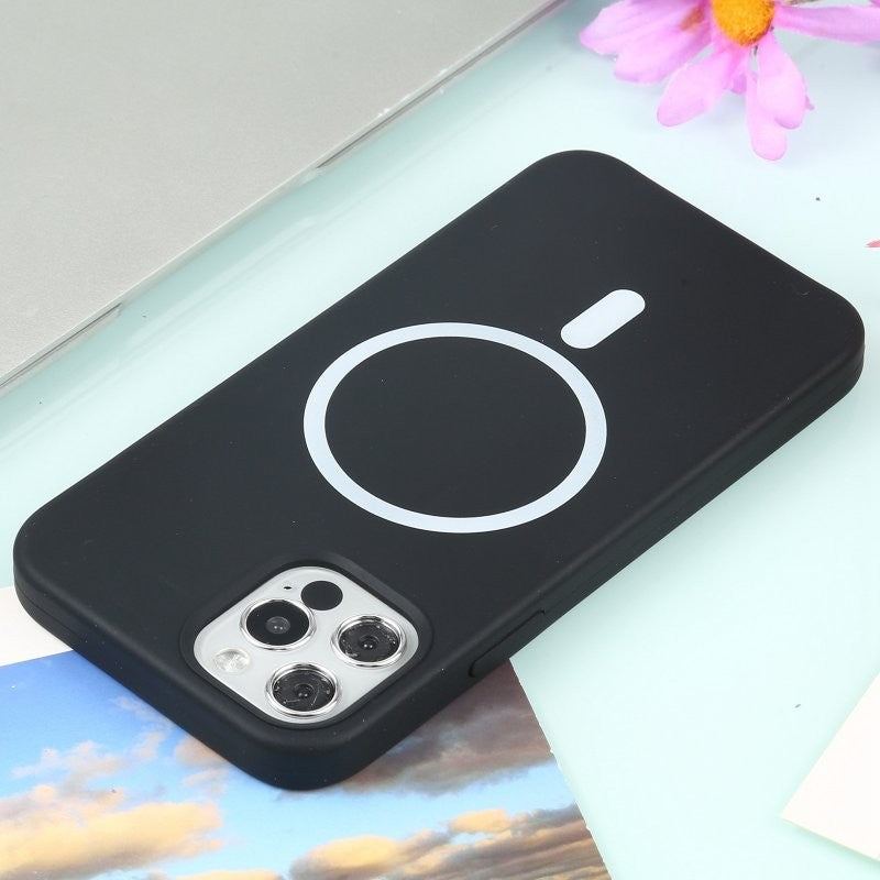 Husa MagSafe liquid large hole magnetic shell pentru Apple iPhone 14, Full Cover, Liquid Silicone, Magnetica, Incarcare Wireless, Kaveny, Negru