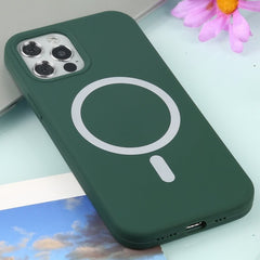 Husa MagSafe liquid large hole magnetic shell pentru Apple iPhone 14, Full Cover, Liquid Silicone, Magnetica, Incarcare Wireless, Kaveny, Verde