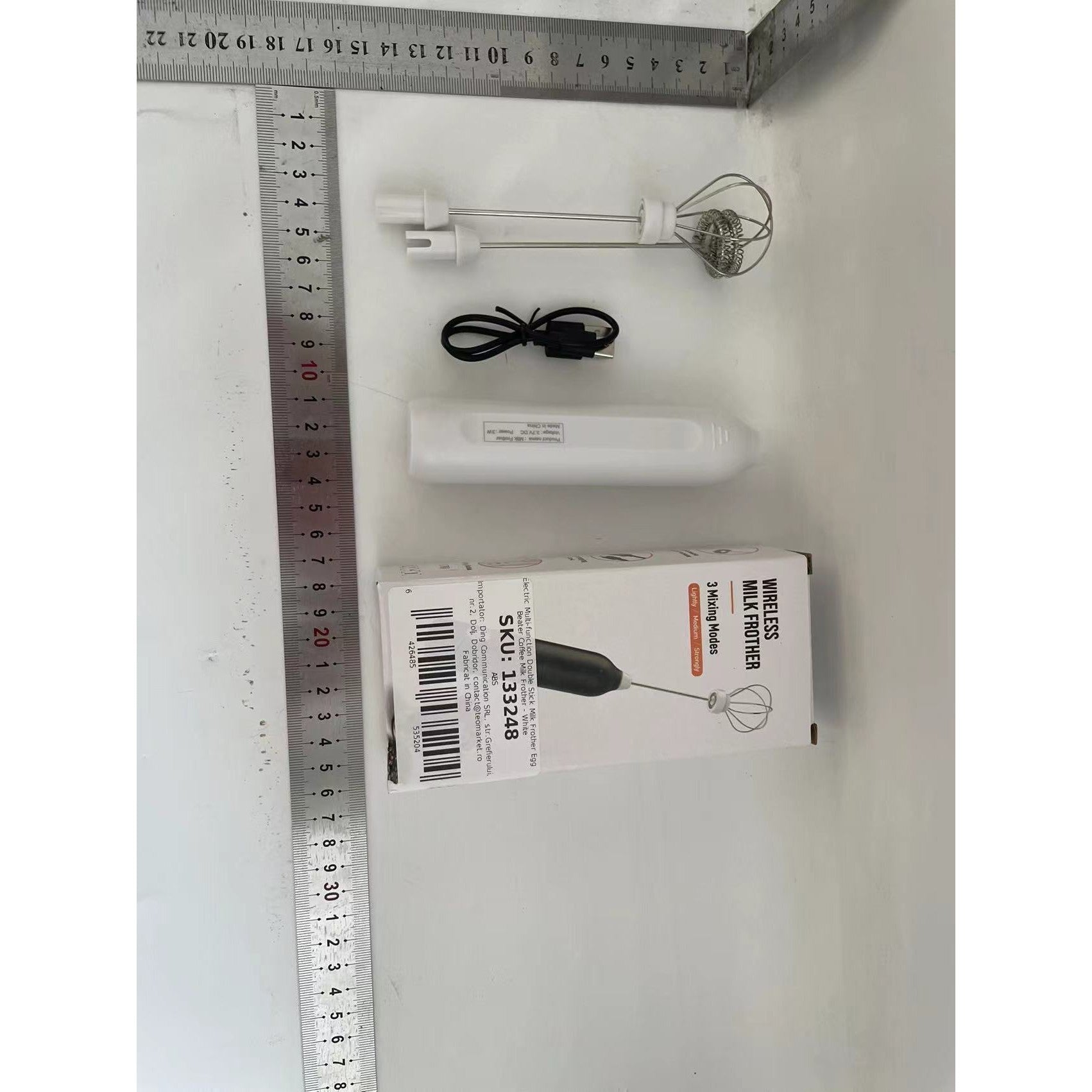 Mixer Spuma Lapte, Kadeny, Electric cu Incarcare USB, Bauturi Calde/Reci, Maner Izolat Termic, Otel Inoxidabil, pentru Latte, Ciocolata Calda, Cappuccino, Frappe, Usor de Folosit, 2 Accesorii, Alb