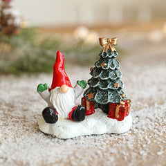 Ornament de Craciun din Rasina pentru Decor, Kadeny, Model Mss Craciun cu Brad, Decoratiune de Birou pentru Craciun, 6.5 x 6.5 x 4 cm, Rosu Alb Verde