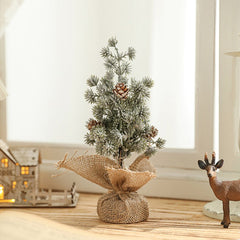 Decoratiune Craciun pentru Masa, Kadeny, Ornament de Decor Model Brad de Craciun de Dimensiuni Mici cu Fulgi Albi, pentru Birou si Interior, din Plastic Calitativ 20 cm, Verde Alb