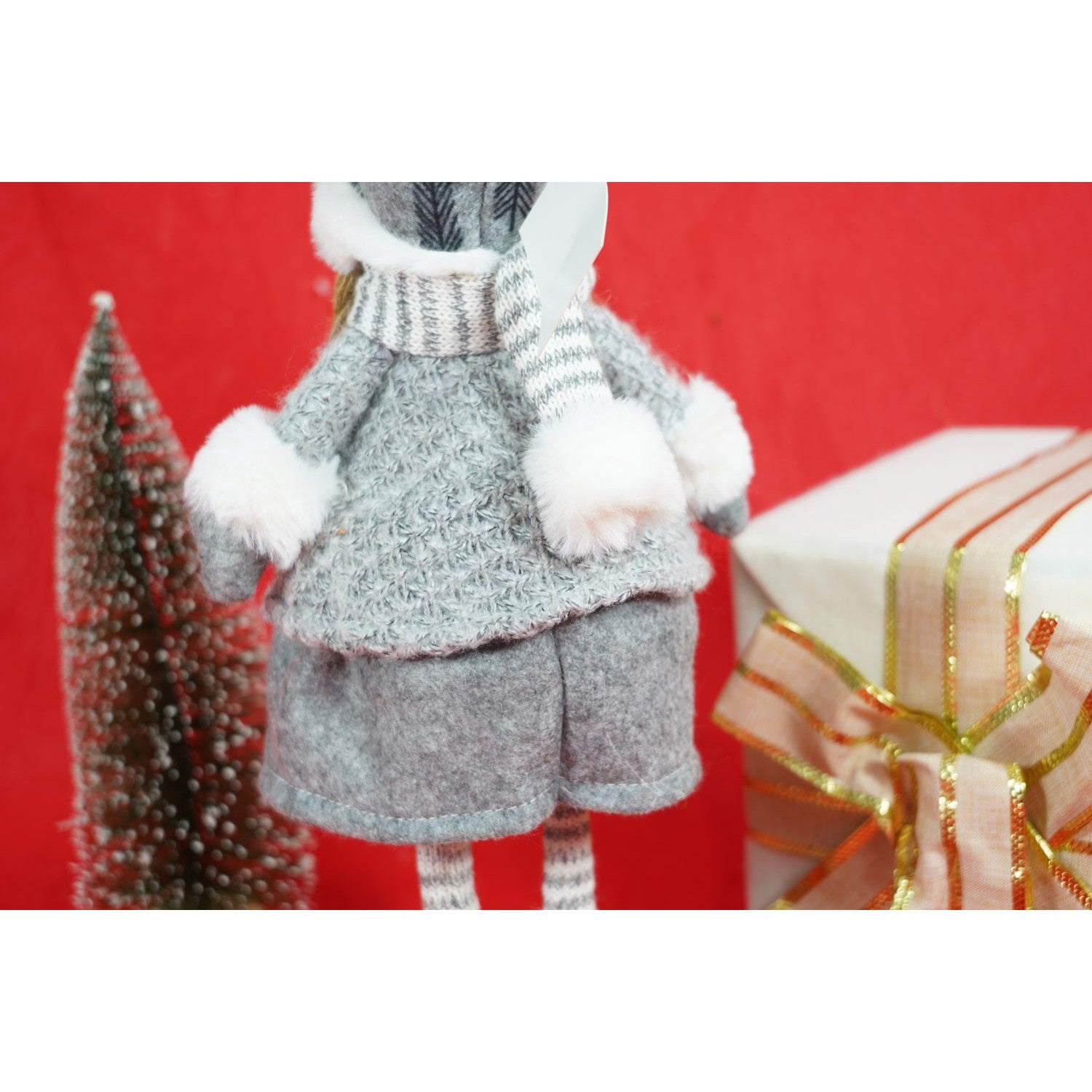 Ornament de Craciun papusa, Kadeny, gri/alb, textil, 43 cm