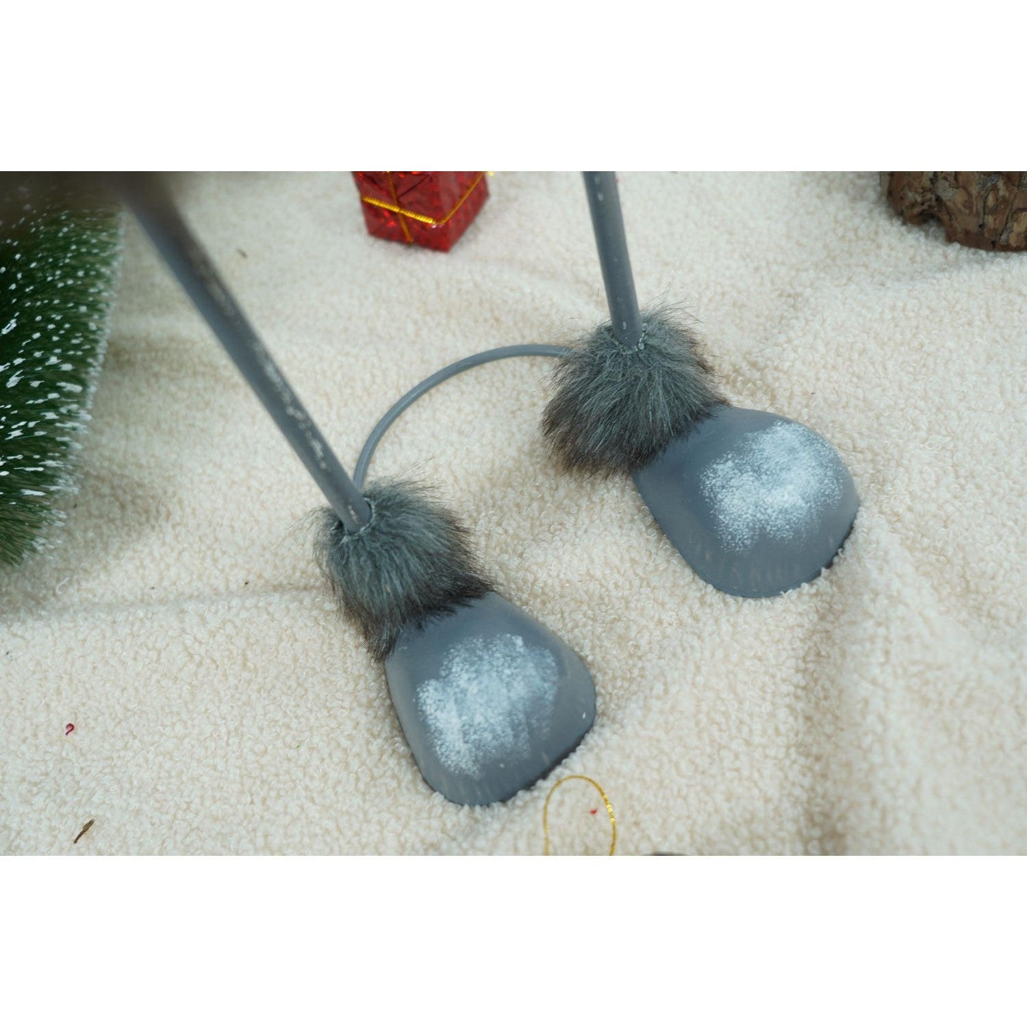 Ornament de Craciun ren, Flippy, gri/alb, textil, 73 cm