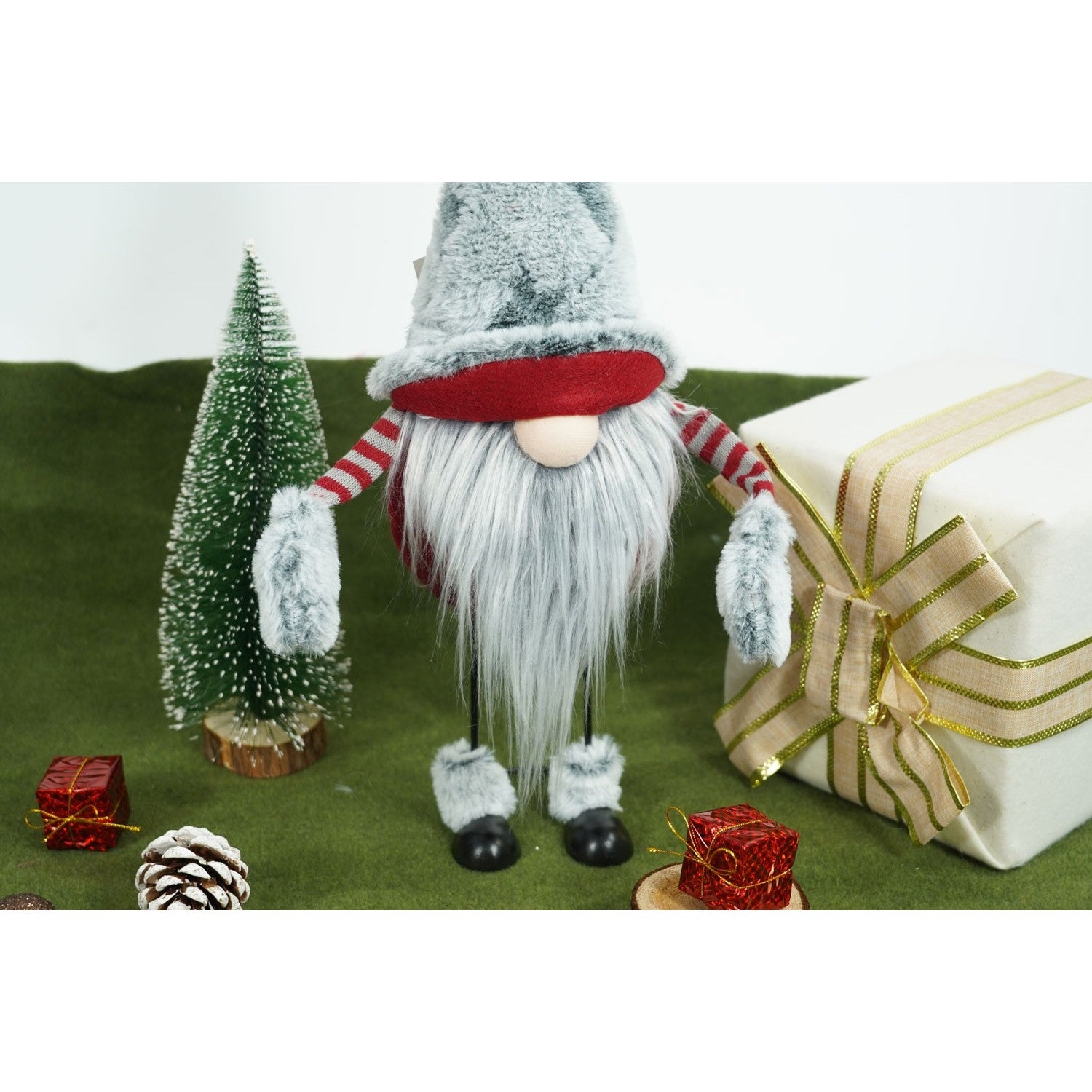 Ornament de Craciun spiridus, Kadeny, gri/rosu, textil, 55 cm