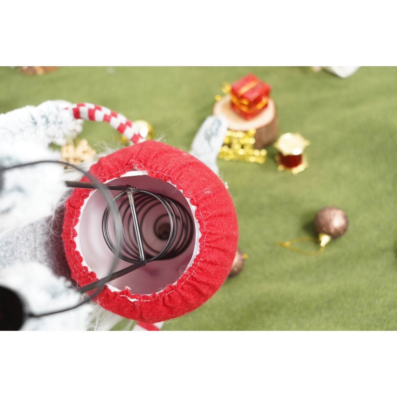 Ornament de Craciun spiridus, Kadeny, gri/rosu, textil, 55 cm