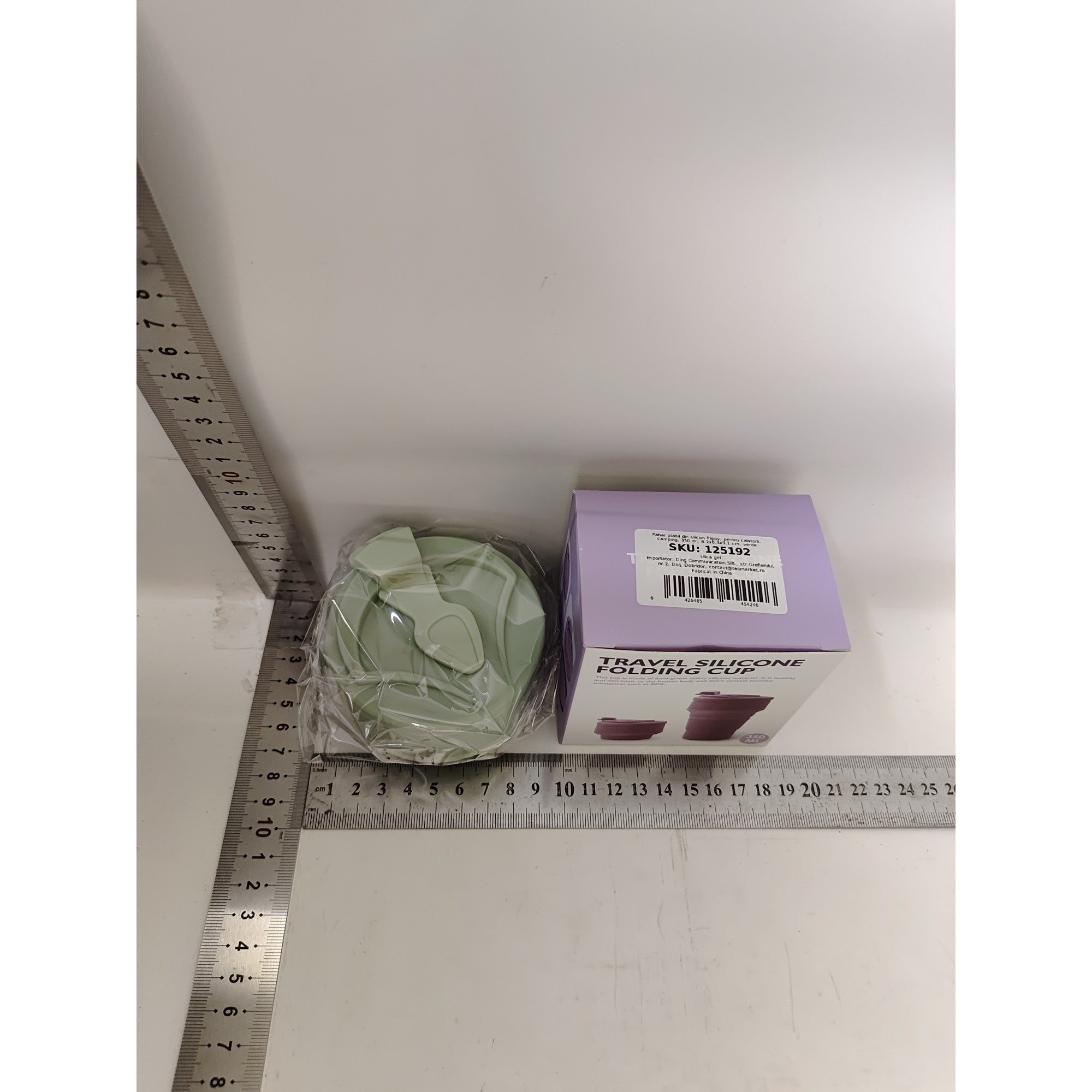Pahar pliabil din silicon Kaveny, pentru calatorii, camping, 350 ml,  8.2x6.3x9.1 cm, verde