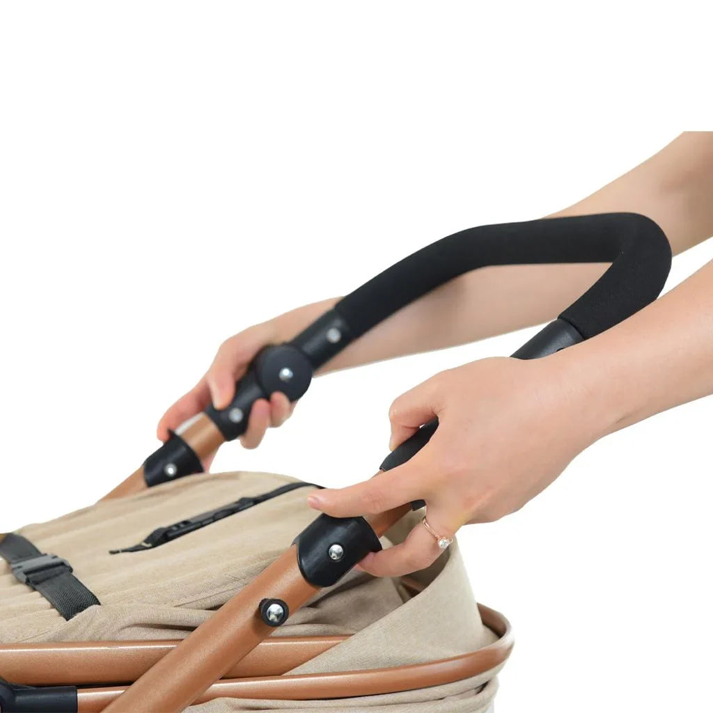 Carucior 3 in 1 KIDOO – auto i-Size, landou, scaun sport si scoica auto. Suspensii, pliere rapida, copertina extensibila, centura 5 puncte. Ideal 0–36 luni. Sistem complet pentru parinti.