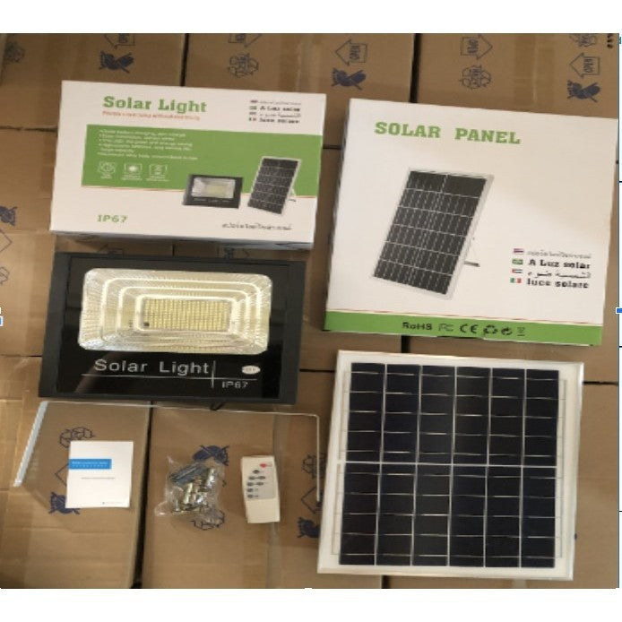 Proiector LED/Lampa solara de exterior Kaveny, 22 cm x 27 cm, Rezistent la Apa IP67, cu Panou Solar, 248 LED SMD, 150 W, Senzor de lumina, Timer, cu Telecomanda, 2 moduri de iluminat, kit montaj inclus, Lumina Rece