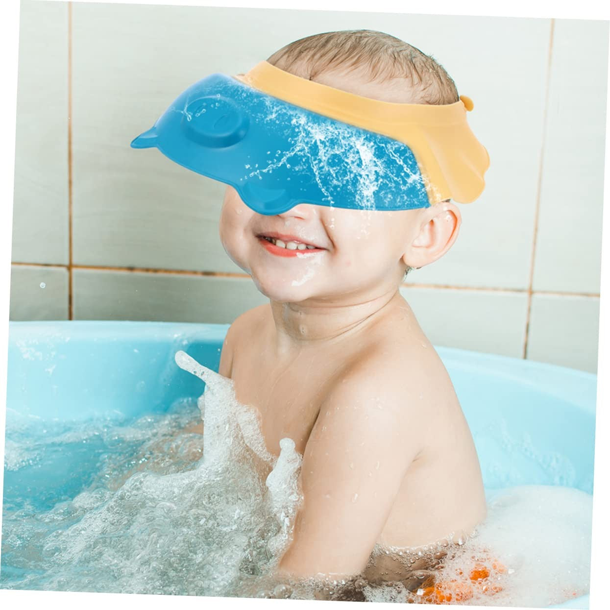 Viziera de Protectie Baie Pentru Copii, Fippy, Model Purcelus, Dimensiune ajustabila, Durabil, Usor de curatat, Impotriva Samponului, pentru Ochi si Urechi, TPE+PP, 23x23 cm, Albastru