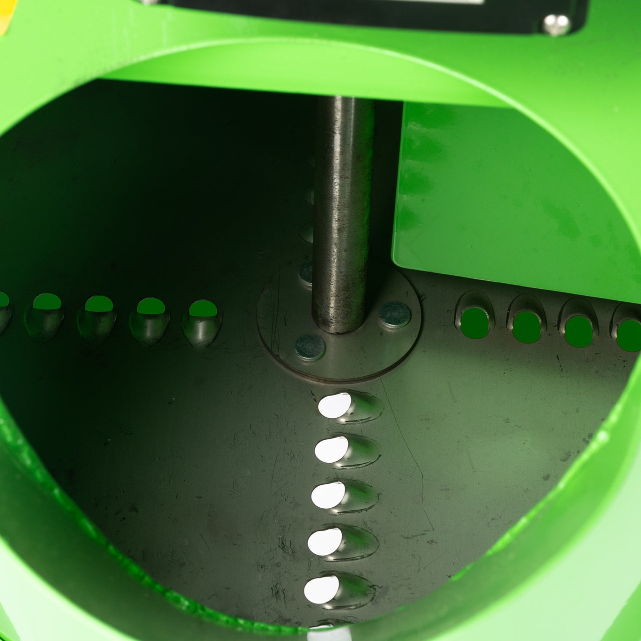 Razatoare de legume si fructe fara samburi Micul Fermier, 1.1KW, capacitate de productie 1200Kg/h, volum 35L