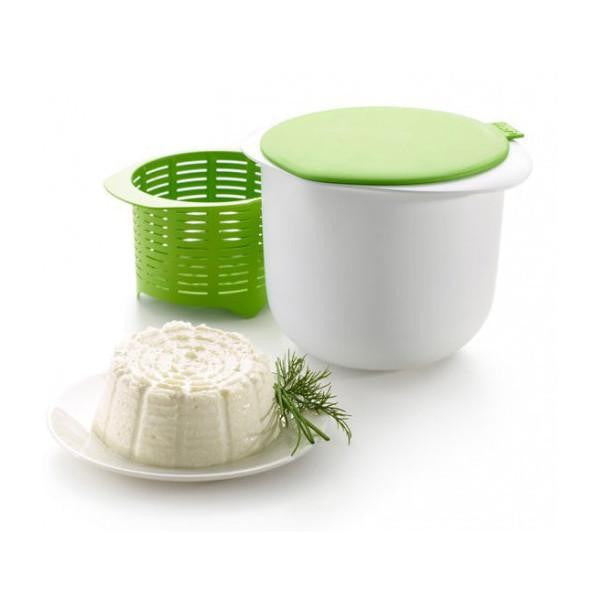 Recipient pentru Preparat Branza, Kadeny, Capac de Silicon, Cheese Maker din Plastic, Strecuratoare, 17x14.5x12.8 cm, Verde