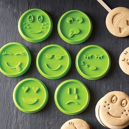 Set 7 Forme de Prajituri, Kadeny, Model Emoticoane Smiley Face, Diferite Expresii, 7.7 x 1.5 cm, din PP, Verde