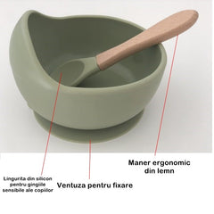 Set 8 piese diversificare bebelusi si copii din silicon Kaveny, baveta, farfurie compartimentata cu ventuza, bol cu ventuza, tacamuri din lemn si silicon, cana pentru gustari, fara alergeni, verde inchis
