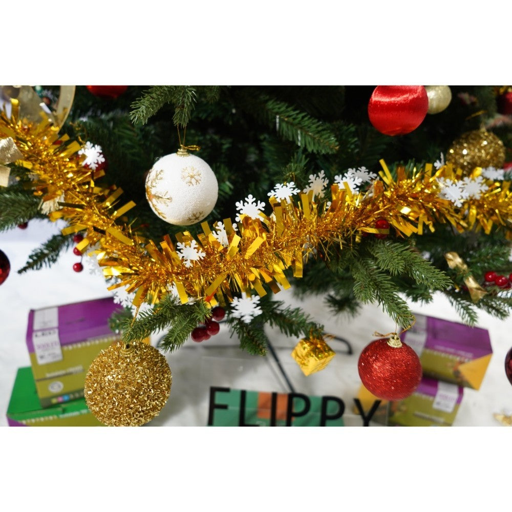 Set brad artificial de Craciun si elemente decorative, decorat cu conuri pin rosii, inaltime 210 cm, diametru 137 cm, 1172 ramuri, Kadeny, verde, suport metalic inclus