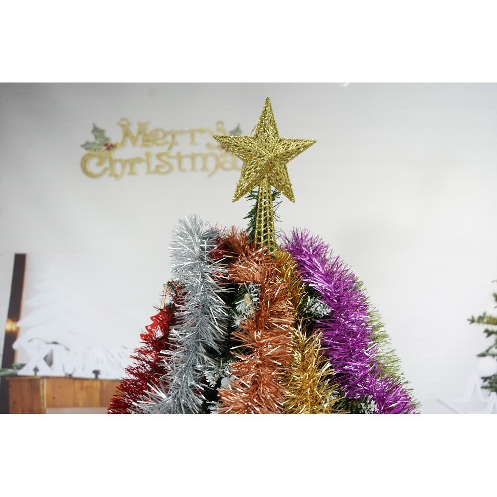 Set brad artificial de Craciun si elemente decorative, nins, decorat cu conuri pin, pentru perete/colt, inaltime 210 cm, diametru 149 cm, 1224 ramuri, Kadeny, verde, suport metalic inclus