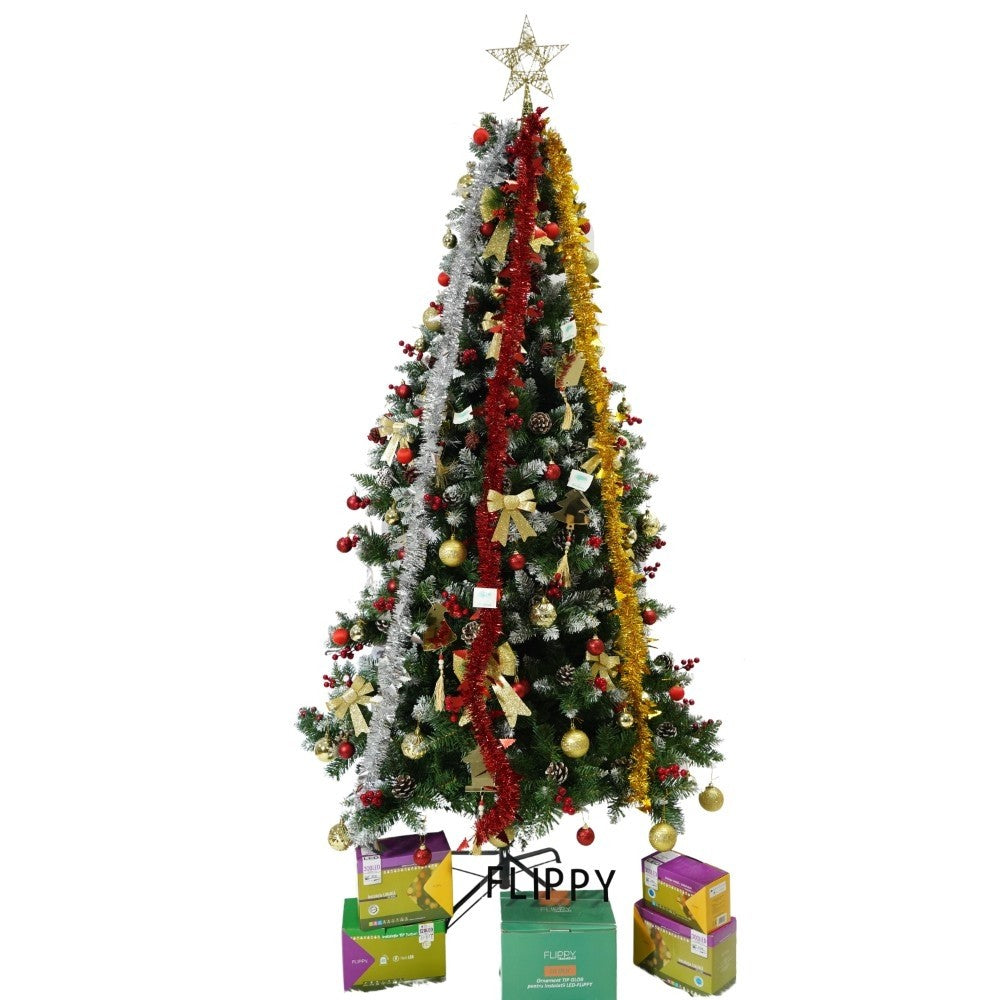 Set brad artificial de Craciun si elemente decorative, nins, decorat cu conuri pin rosii, inaltime 210 cm, diametru 106 cm, 643 ramuri, Kadeny, verde, suport metalic inclus