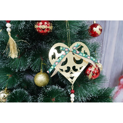 Set brad artificial de Craciun si elemente decorative tip pin inzapezit, inaltime 210 cm, diametru 115 cm, 350 ramuri cu ace 3D 12 cm, Kadeny, verde cu varfuri, ninse, suport metalic inclus