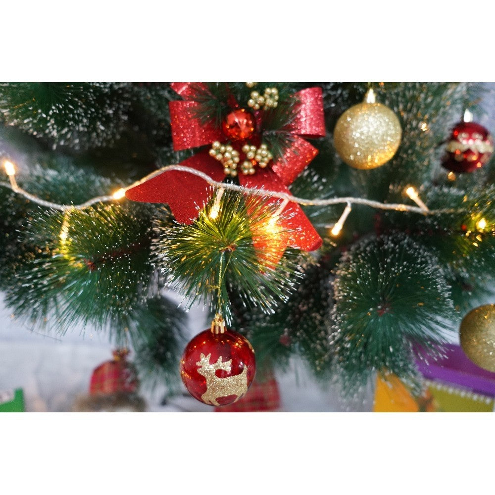 Set brad artificial de Craciun si elemente decorative tip pin inzapezit, inaltime 210 cm, diametru 115 cm, 350 ramuri cu ace 3D 12 cm, Kadeny, verde cu varfuri, ninse, suport metalic inclus