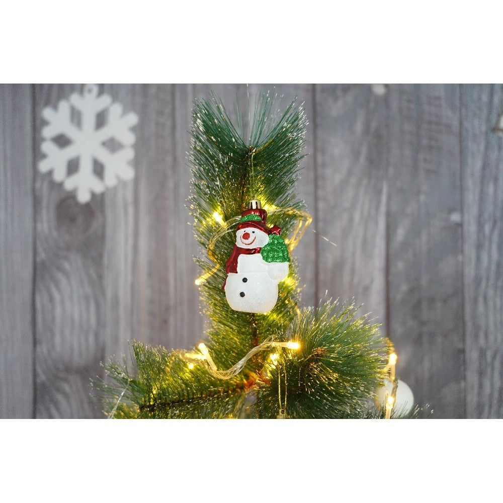 Set brad artificial de Craciun si elemente decorative tip pin inzapezit tip 1, inaltime 150 cm, diametru 85 cm, 160 ramuri cu ace 3D 12 cm, Kadeny, verde cu varfuri, ninse, suport metalic inclus