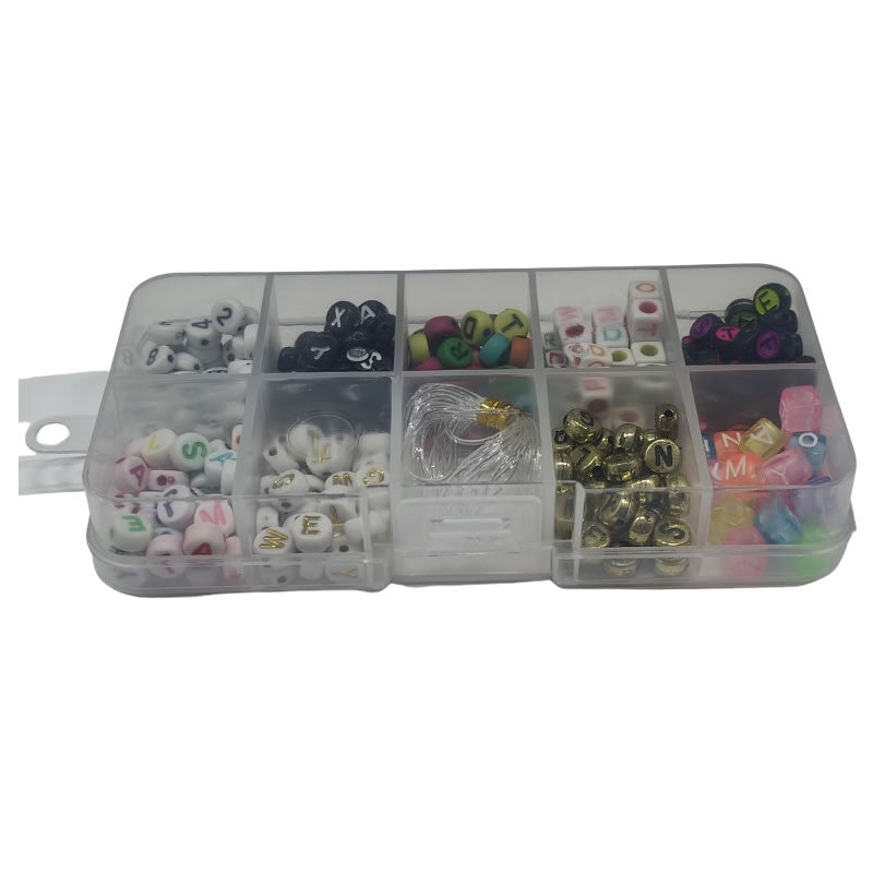 Accesorii creatie - margele litere, zambareti plastic, diverse culori, cutie forma dreptunghiulara, Cnx