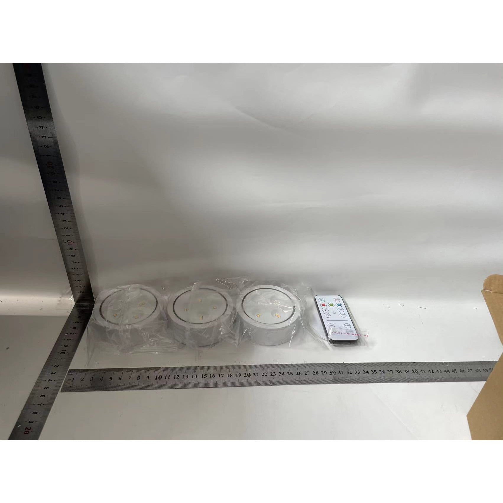 Set de 3 Lampi Led Kadeny, Fara Fir, Cu Baterii, 3 Culori de Lumina, cu Telecomanda, din Plastic, Alb