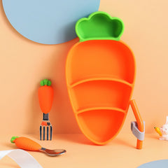 Set diversificare bebelusi Kaveny, din silicon, 23.5 x 12.5 cm, 1 farfurie compartimentata in forma de morcov, lingurita si furculita, pai, perie pai, fara alergeni, ventuza fixare,  forma creativa,  portocaliu