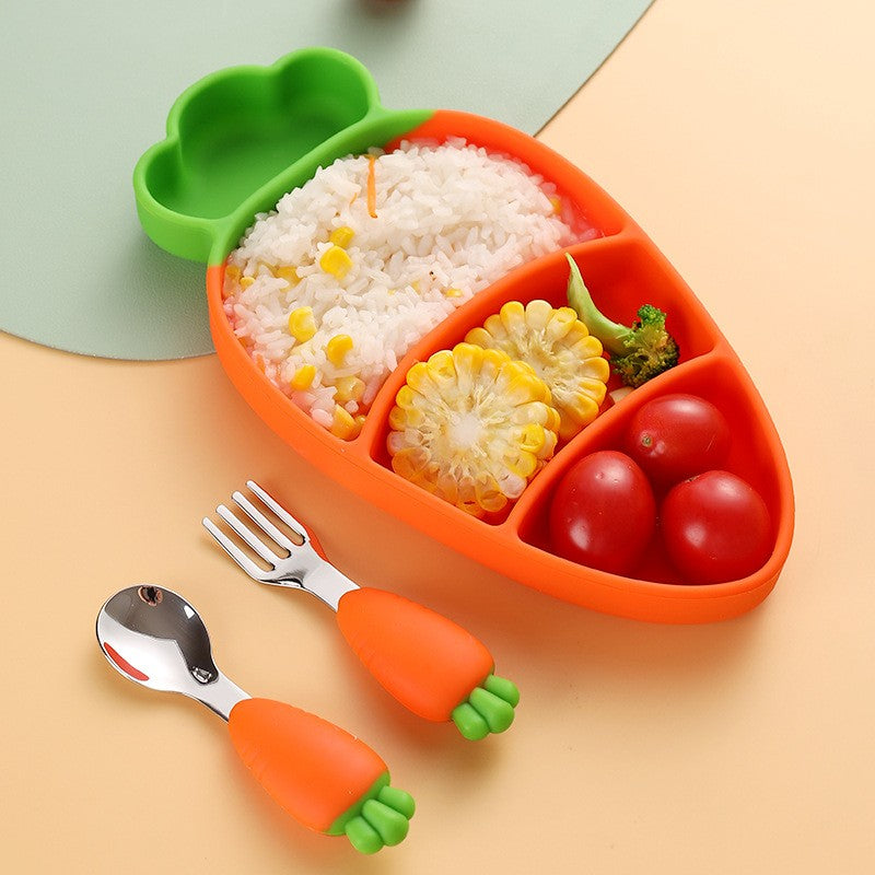 Set diversificare bebelusi Kaveny, din silicon, 23.5 x 12.5 cm, 1 farfurie compartimentata in forma de morcov, lingurita si furculita, pai, perie pai, fara alergeni, ventuza fixare,  forma creativa,  portocaliu