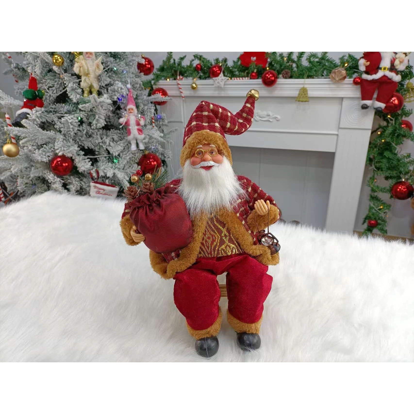 Figurina Decorativa Craciun, Kadeny, Mos Craciun Asezat cu Sac si Felinar, 35 x 18 x 20 cm, Material Plastic+Textil, Interior/Exterior, Rosu/Auriu