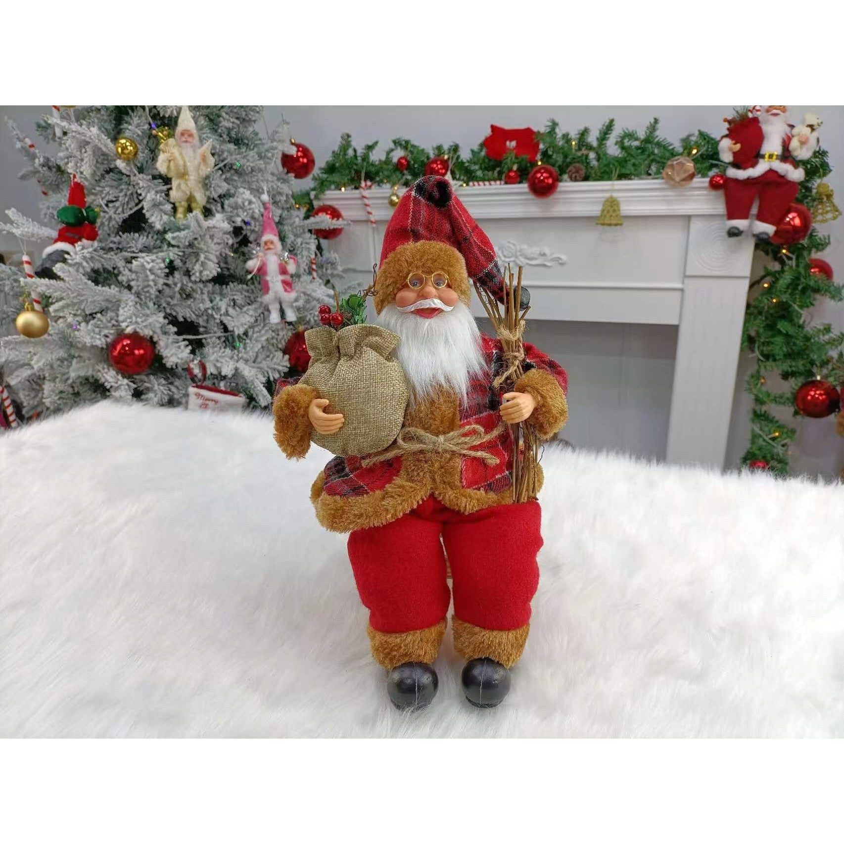 Figurina Decorativa Craciun, Kadeny, Mos Craciun Asezat cu Surcele la Brat, 35 x 18 x 20 cm, Material Plastic+Textil, Interior/Exterior, Rosu/Maro