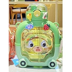 Sticla cu pai pentru copii, Kaveny, model ursulet, gradata, stickere aplicate, curea reglabila, din plastic rezistent la cadere, 1l, Verde, 20 x 13 cm
