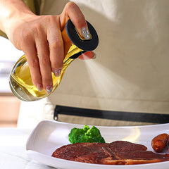 Sticla de ulei cu Pulverizator, Kadeny, Sticla pentru Lichide de Bucatarie, Otet, Sos, 16.7 x 5.2 cm, Volum 200 ml, Gold