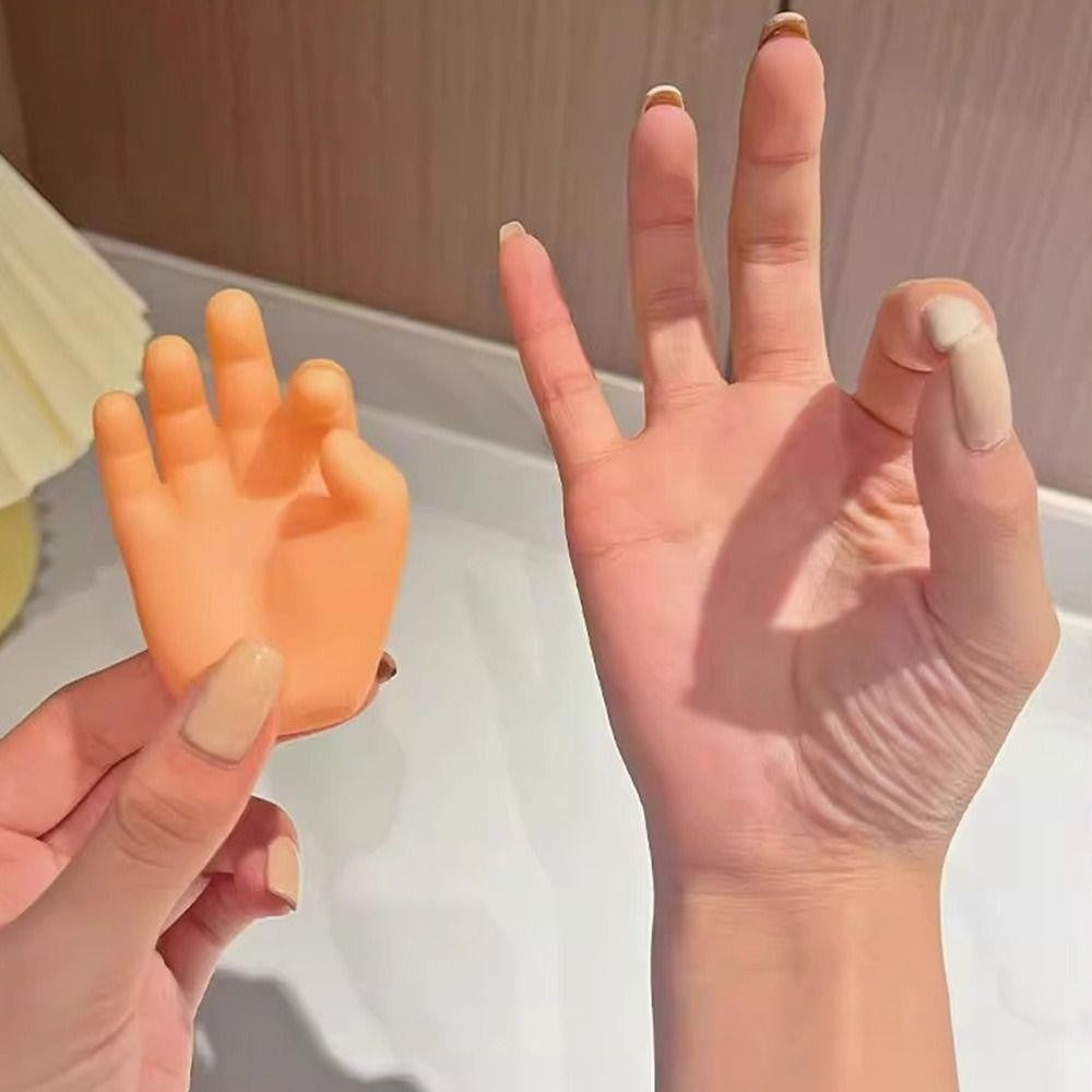 Suport de Baie, Kadeny, Multifunctional, pentru Periute/Cabluri, din PVC, cu Ventuza, Model Mana, 7 x 6.5 cm, Crem