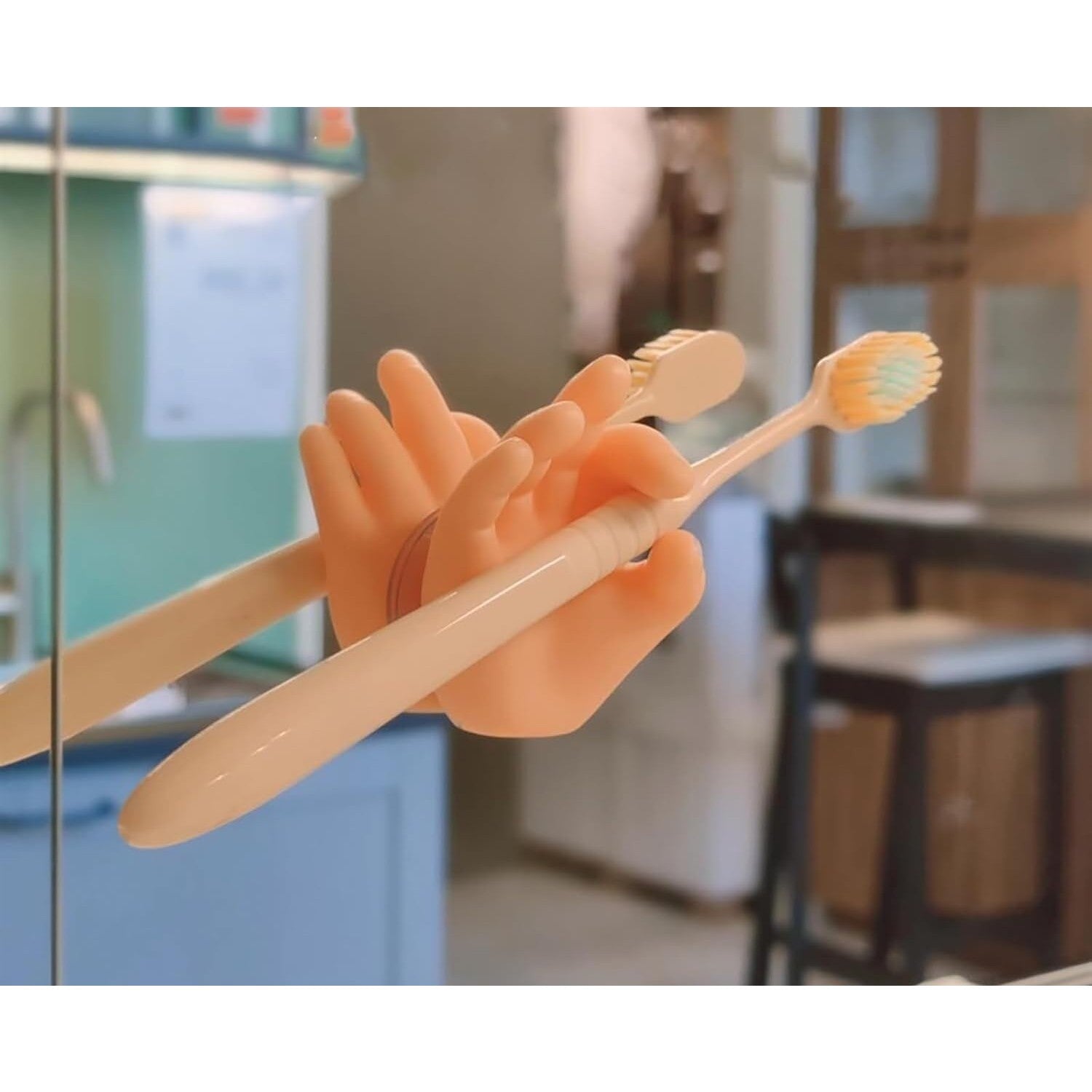 Suport de Baie, Kadeny, Multifunctional, pentru Periute/Cabluri, din PVC, cu Ventuza, Model Mana, 7 x 6.5 cm, Crem