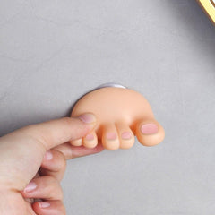 Suport de Baie, Kadeny, Multifunctional, pentru Periute/Cabluri, din PVC, cu Ventuza, Model Picior, 4 x 6.5 cm, Crem