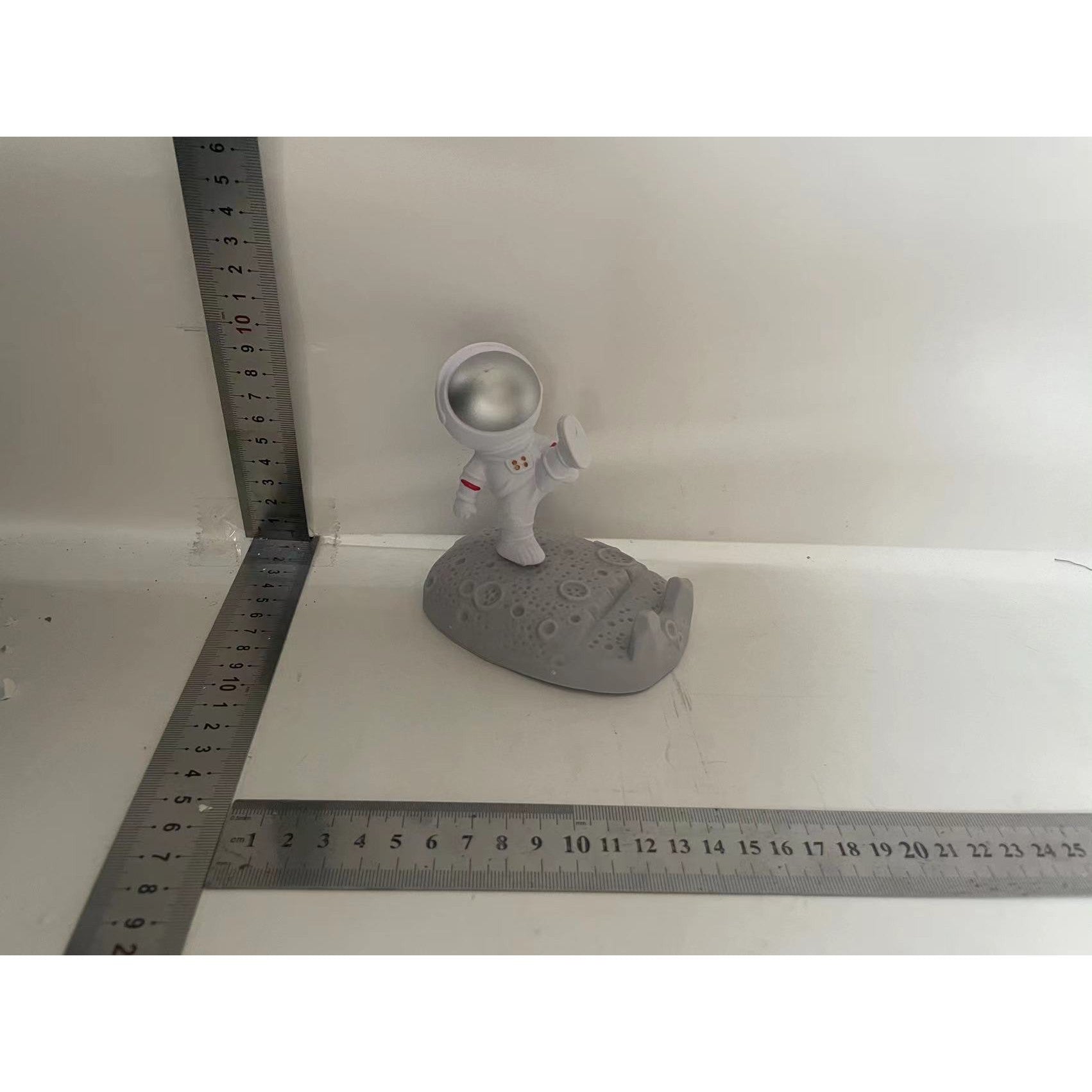 Suport pentru Telefon, Kadeny, Suport de Birou pentru Telefon, Suport Telefon pentru Copii, Model Astronaut, Model 1, 9 x 10 x 6.5 cm, Plastic, Alb