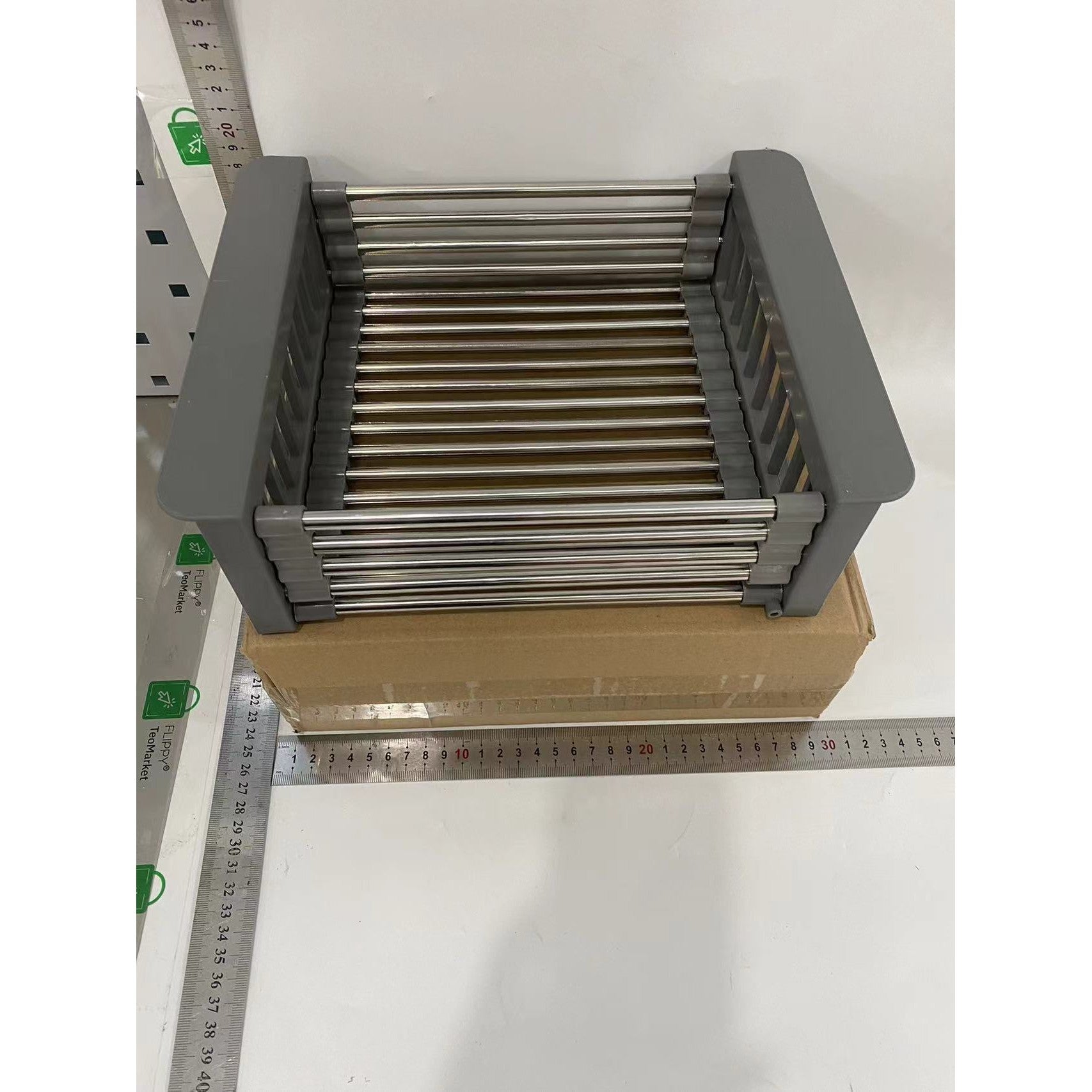 Suport Scurgere Extensibil pentru Bucatarie, Kadeny, Uscator Vase din Otel Inoxidabil, Suport Tacamuri si Pahare, Suport pentru Fructe si Legume, 29 x 22 x 9.5 cm Gri