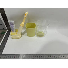 Cana Multifunctionala pentru Voiaj, Kadeny, cu Functii de Depozitare si Suport Articole Igiena Dentara, 13 x 6.8 x 6 cm, Galben